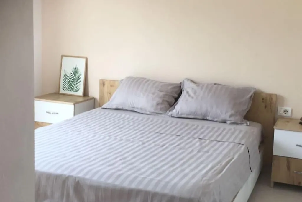 Bright Guest Suit 15 Min By Bus To Center Tirana Albania