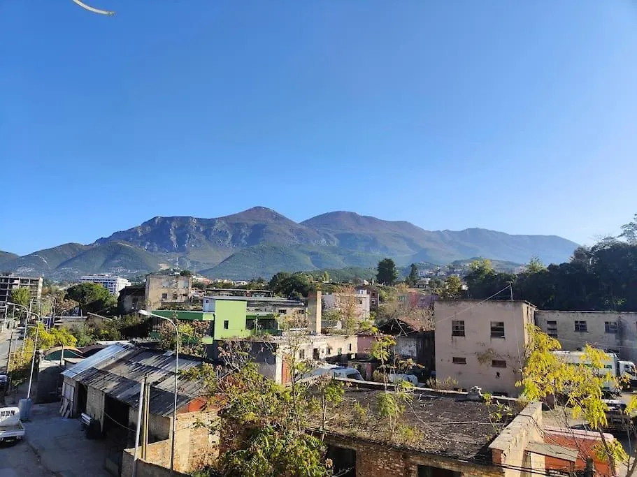 Apartment Bright Guest Suit 15 Min By Bus To Center Tirana
